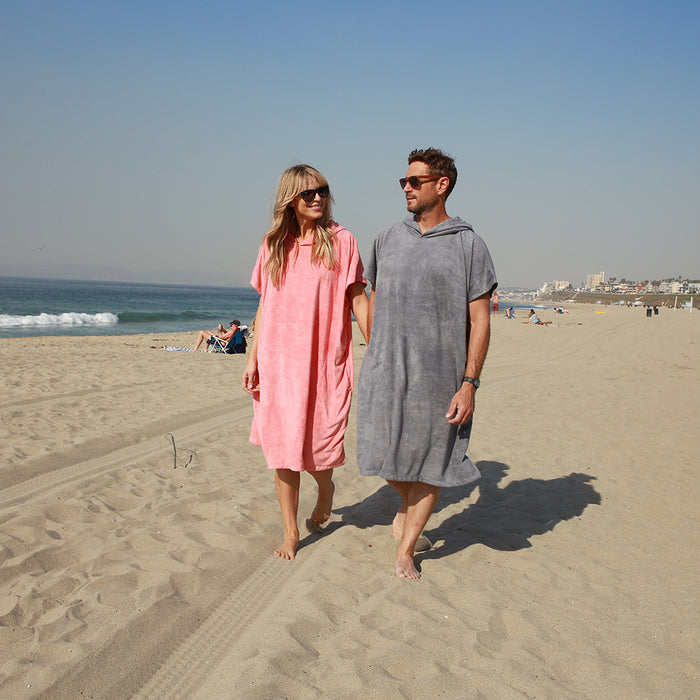 Unveiling the Ultimate Beach Essential: Your Guide to Surf Poncho Towels