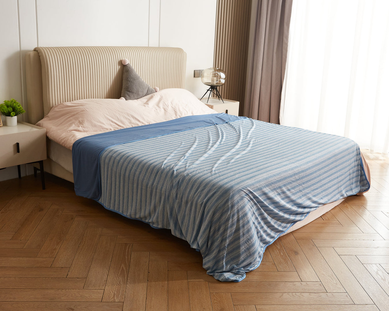Blankets & Throws