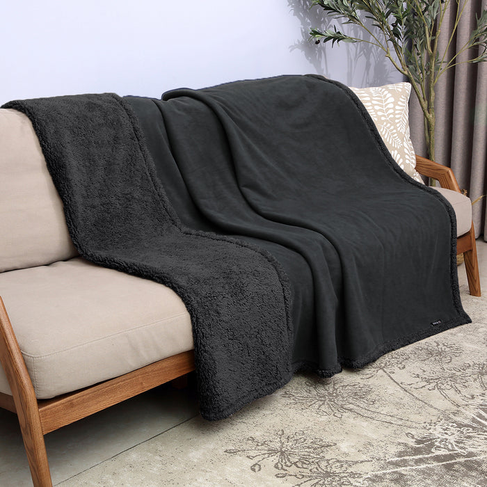 Reversible Polar Fleece Waterproof Blanket