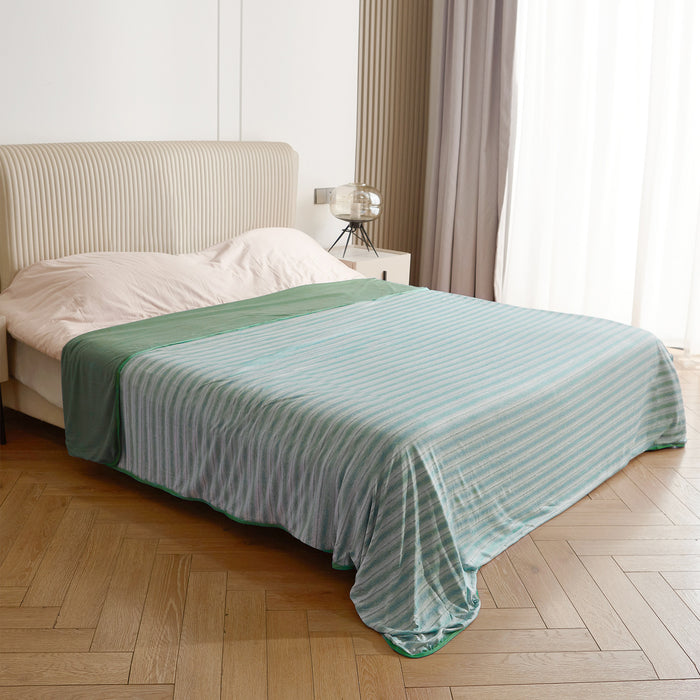 Lightweight Summer Cooling Blanket