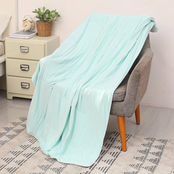 Reversible Lightweight Cooling Throw Blanket