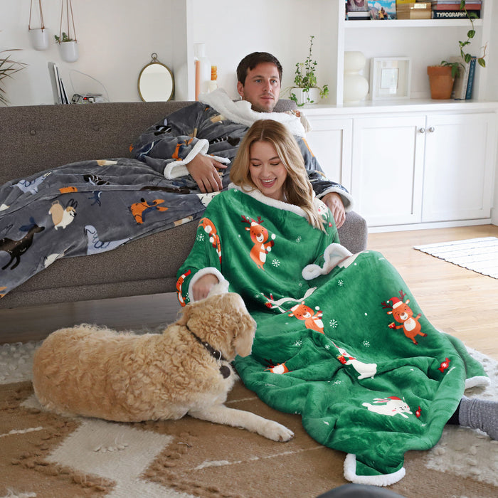 Christmas Spirit Sherpa Wearable Blanket With Sleeve