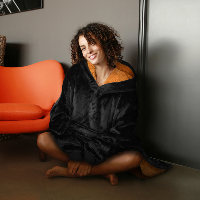 Fans Club Sherpa Oversize Hoodie Blanket