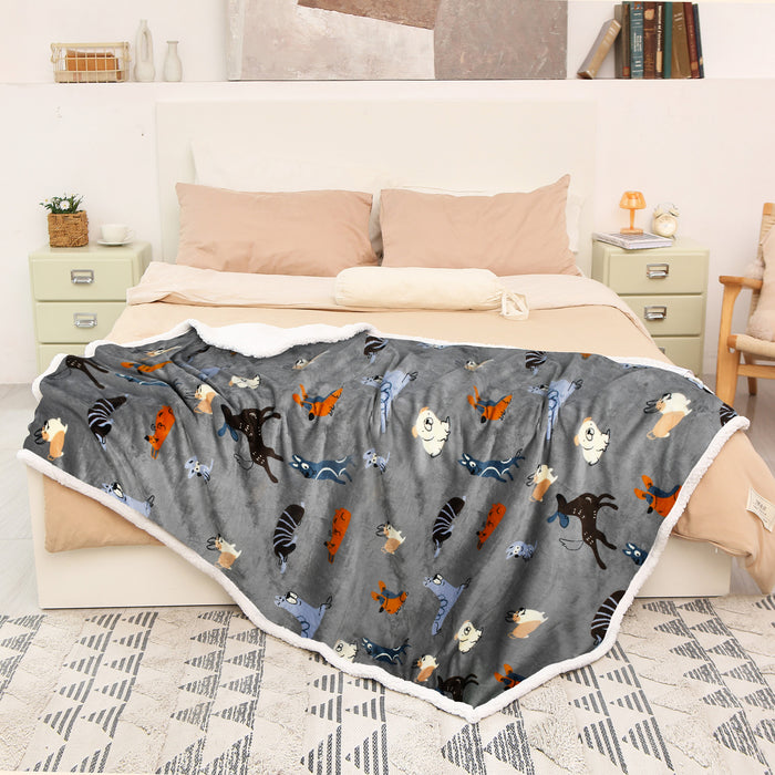 Animal Kingdom  Sherpa Throw Blanket