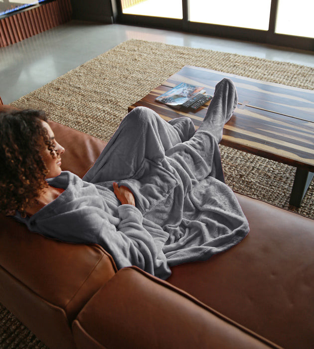 Fleece Wearable Blanket With Sleeve & Foot Pocket